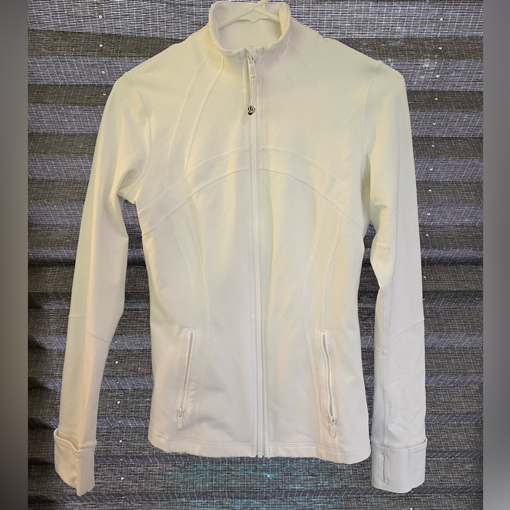 Lululemon Define Jacket Sz 8 white